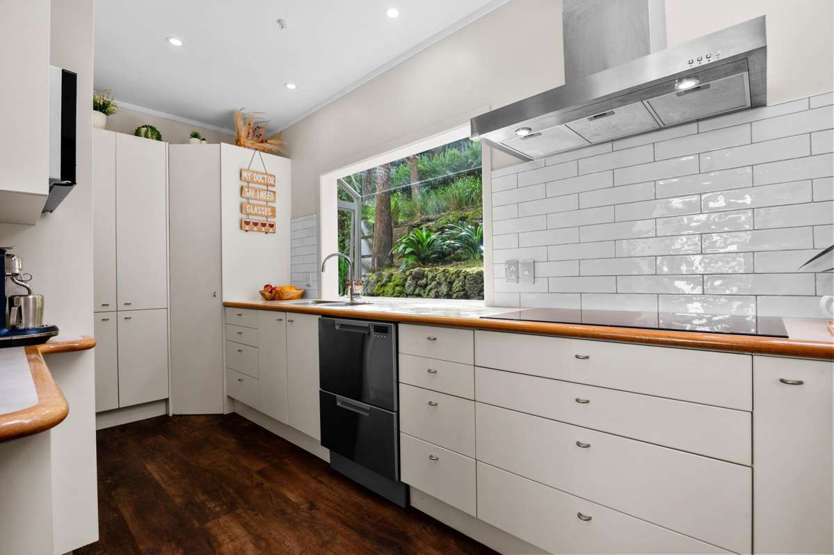 59 Pohutukawa Avenue_2