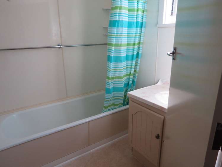 6 Montgomery Avenue Belmont_9