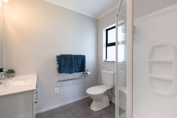 182 Ballintoy Park Drive Welcome Bay_12