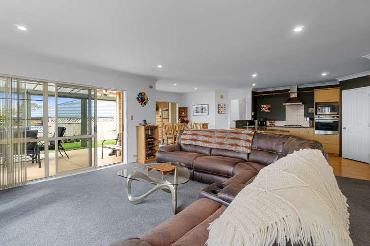 11 Highgrove Drive Grandview Heights_10