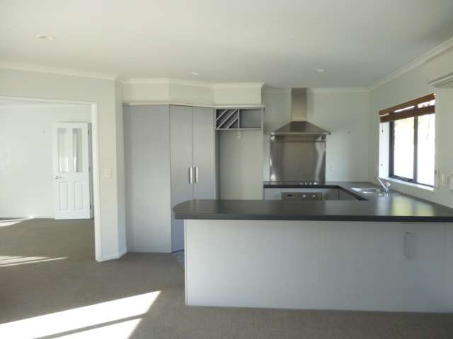 2 Banksiana Street Trentham_2