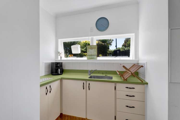 190A Seaview Road Westown_19