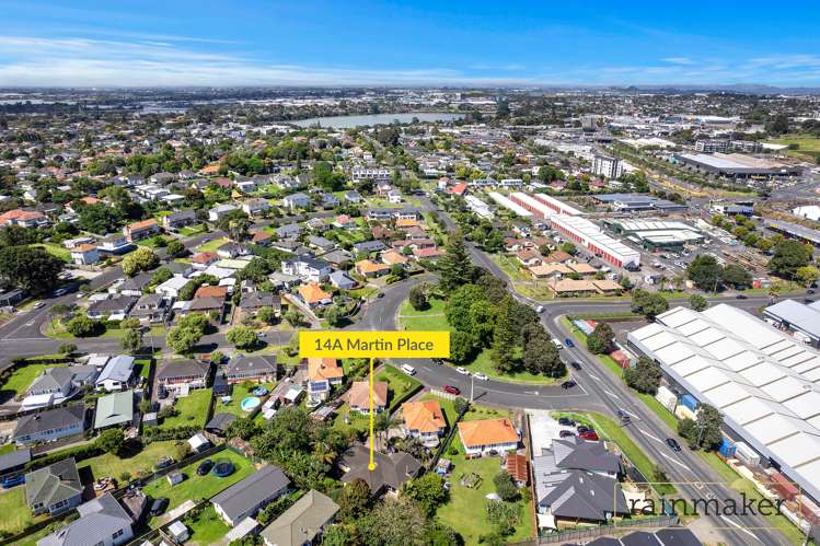 14a Martin Place Panmure_21