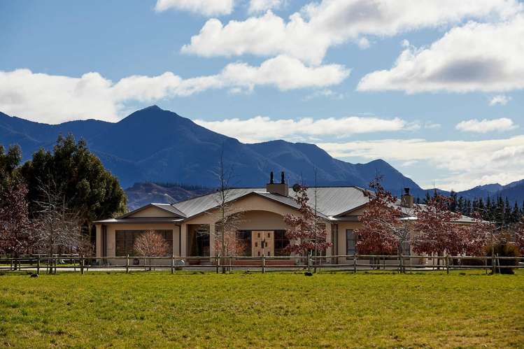 93 Guernsey Road Renwick_15