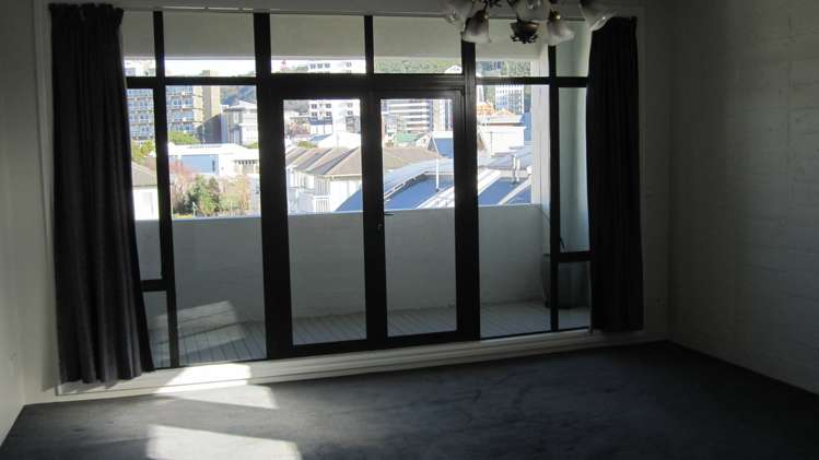 13/125 Thorndon Quay Pipitea_6