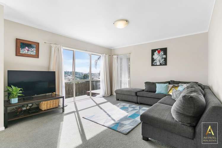 8 Sherpa Place Massey_7