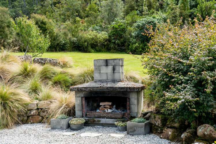 515 Silverstream Valley Road, North Taieri Mosgiel_32