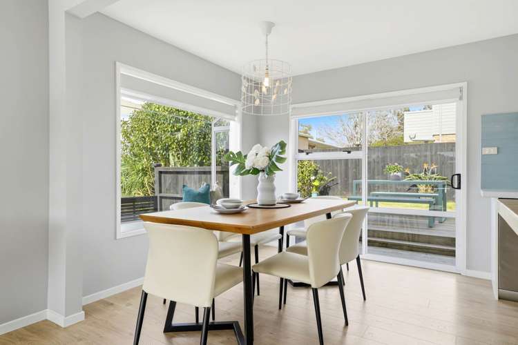 11 Marina Road Torbay_7
