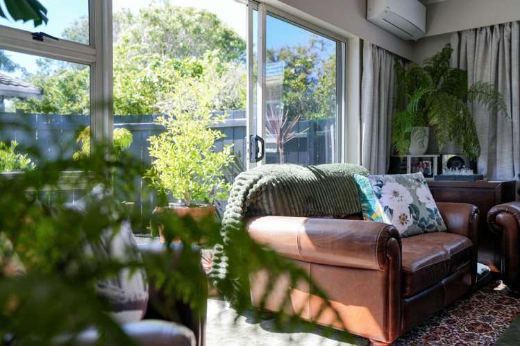 2/46 Arthur Street Gladstone_11