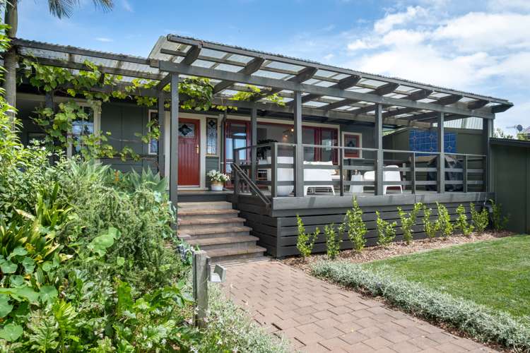 24 Wellwood Terrace Te Awanga_17