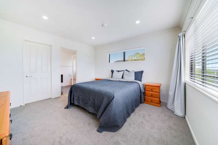 71 Baverstock Road Flat Bush_9