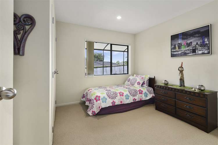 16 Leafield Crescent Henderson_22