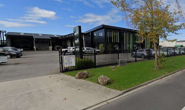 Premium Tauriko office/warehouse