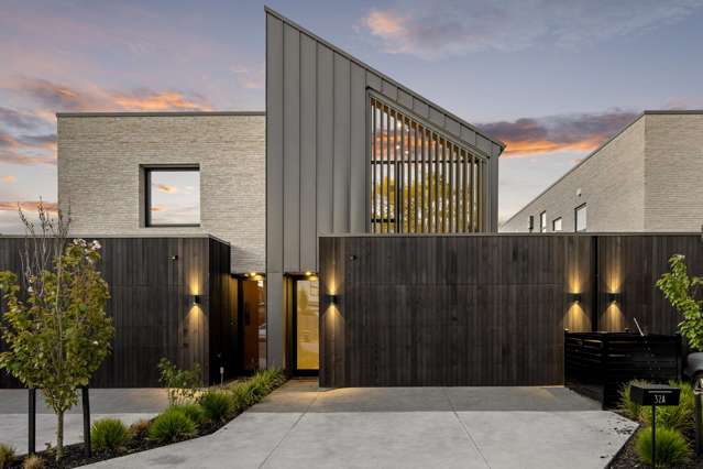 Contemporary Craft, Central Convenience