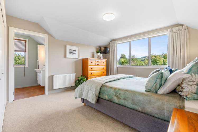 2 Railway Lane Outram_33