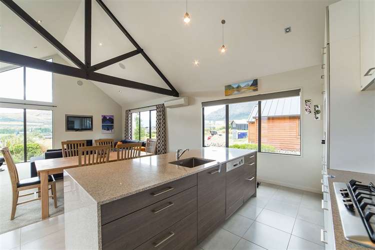 6 Kinross Lane Jacks Point_3