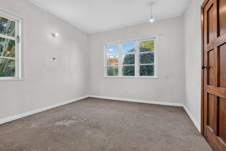 25 Bledisloe Terrace Hamilton East_16