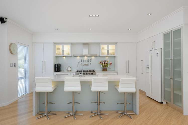 7 Burgundy Park Avenue_3