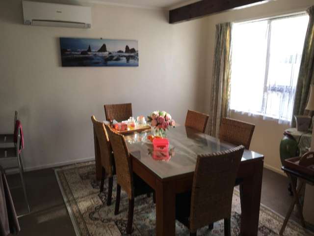 8A Duggan Place 1284_3