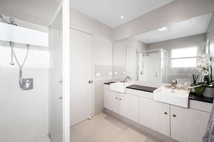 14 Darion Drive Flat Bush_16