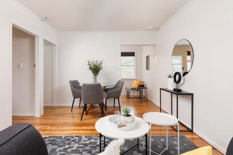 2/10 Walker Road_5