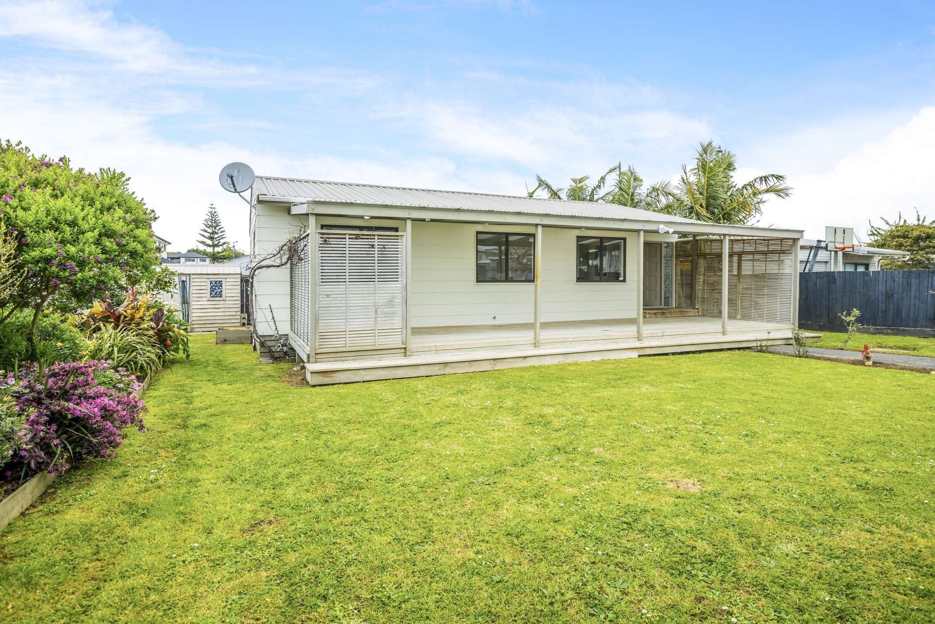 2/6 Wayne Drive Mangere_0