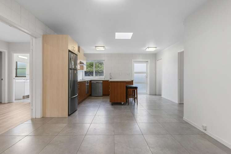 48 Richard Farrell Remuera_8