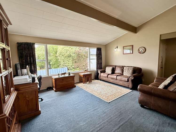 2/64 Hensley Street Gladstone_16