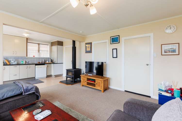 18 Bell Street Marton_11