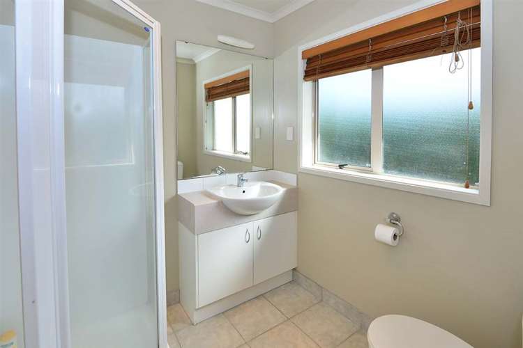 7 Saltwood Street Red Beach_11