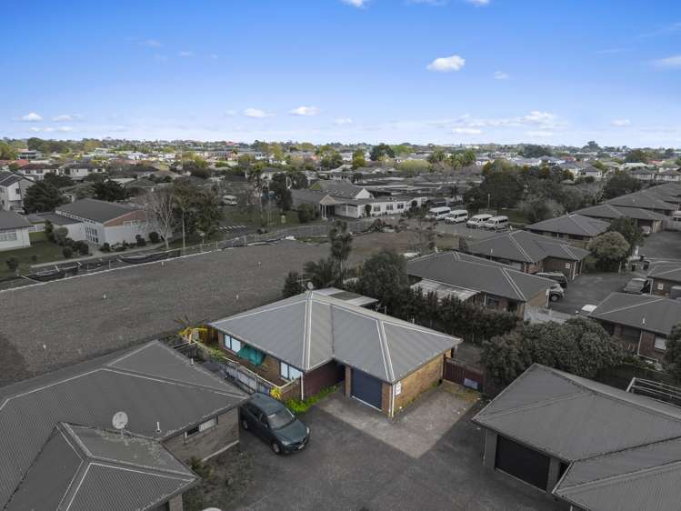 27 Robertson Road Favona_14