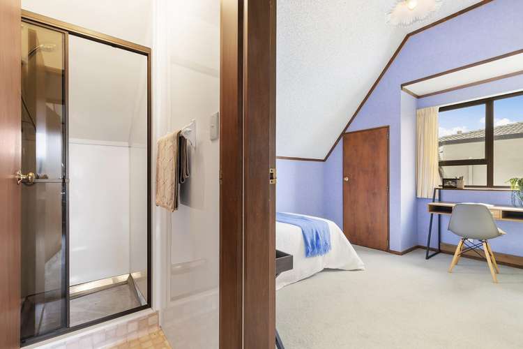 64 Woodman Drive Tawa_15