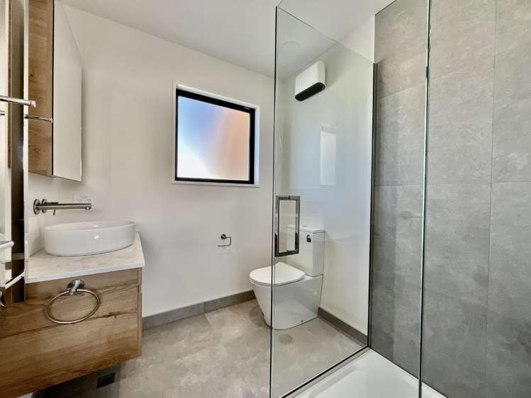 29B Redruth Avenue 10222_9