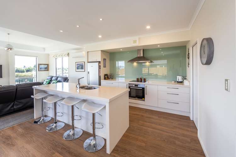 113 Southfield Drive Lincoln_8