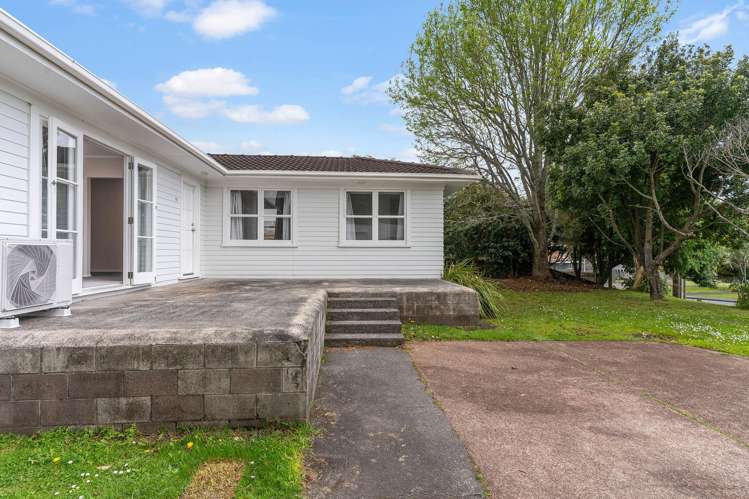 61 Gloria Avenue Te Atatu Peninsula_6
