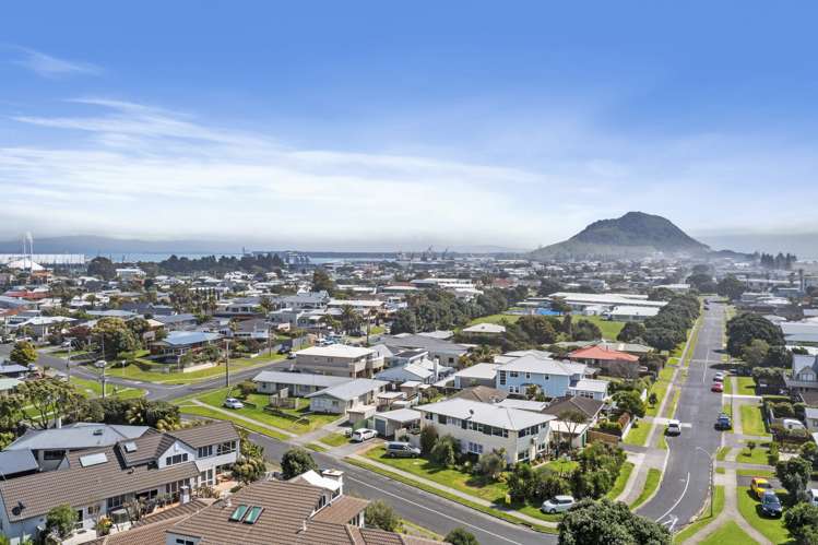 2/27 Clyde Street Mount Maunganui_26