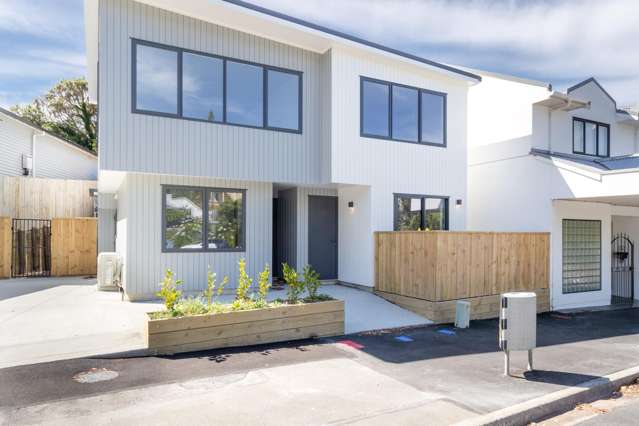 Low maintenance luxury in popular Hataitai