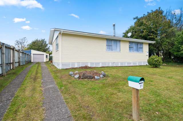 21 Runuku Grove Turangi_3