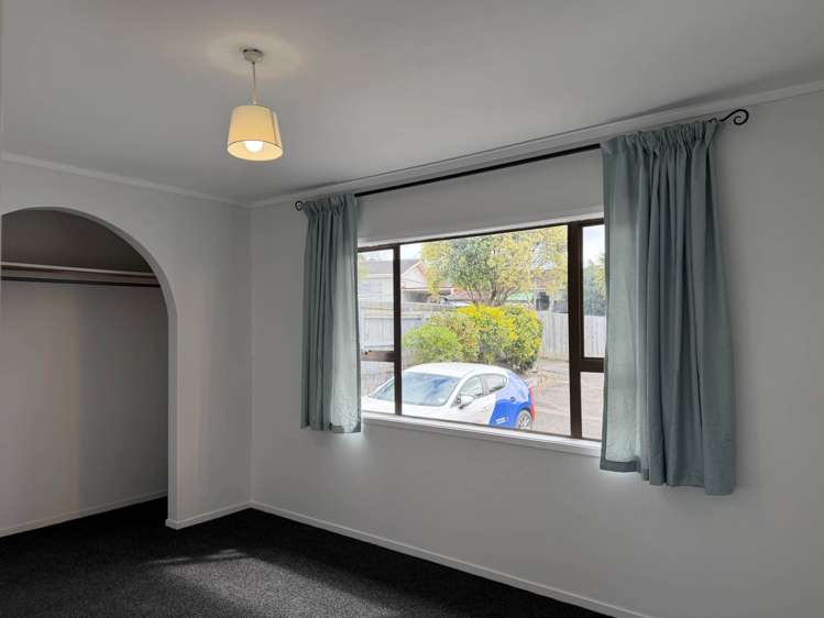 1-28 Widmore Drive Royal Heights_11