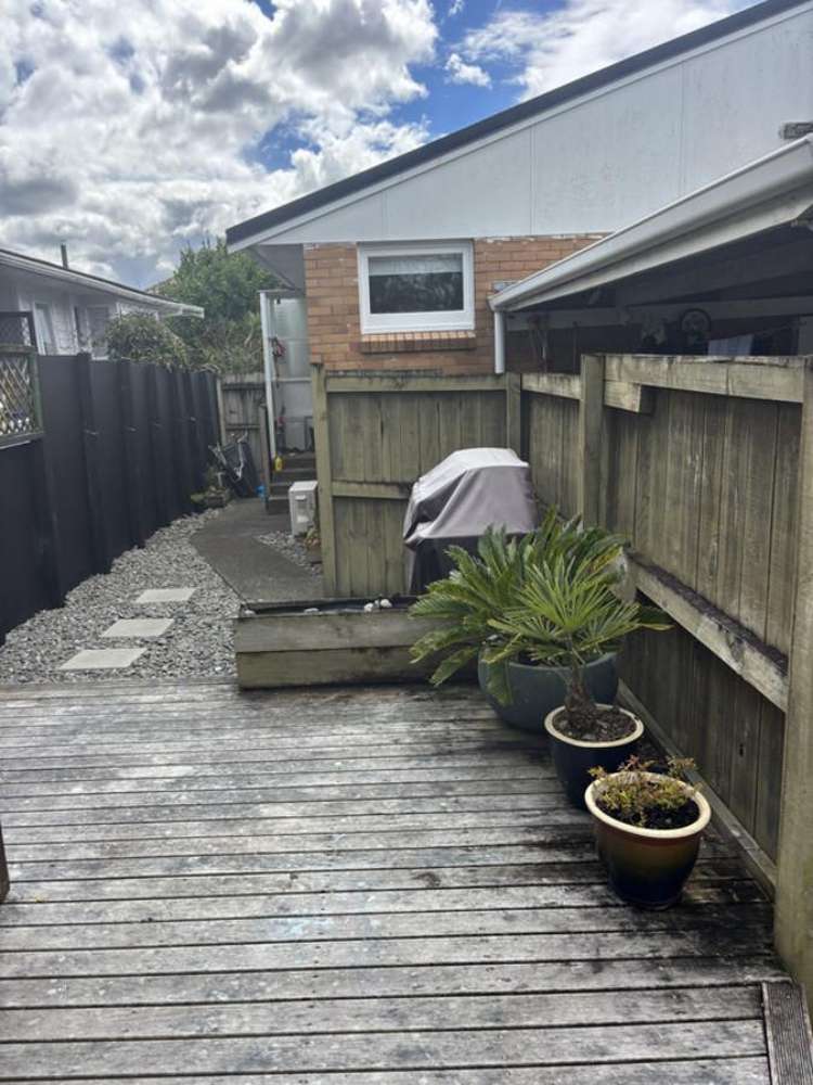1/102 McLeod Road Te Atatu South_13