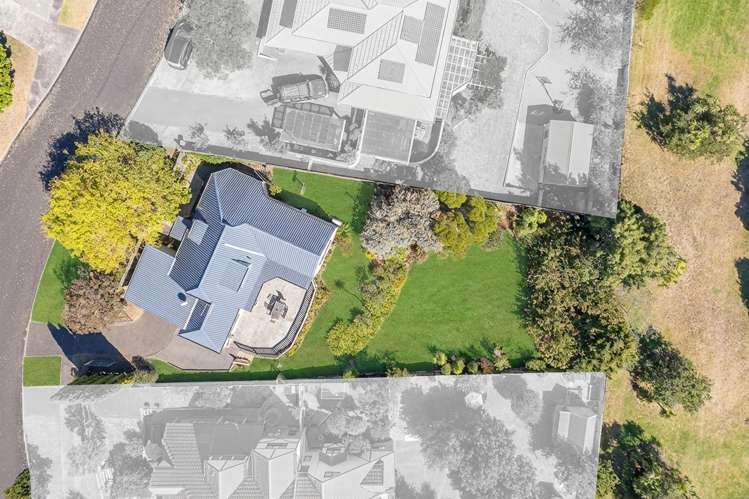 4 Rotokawau Drive St Johns Hill_23