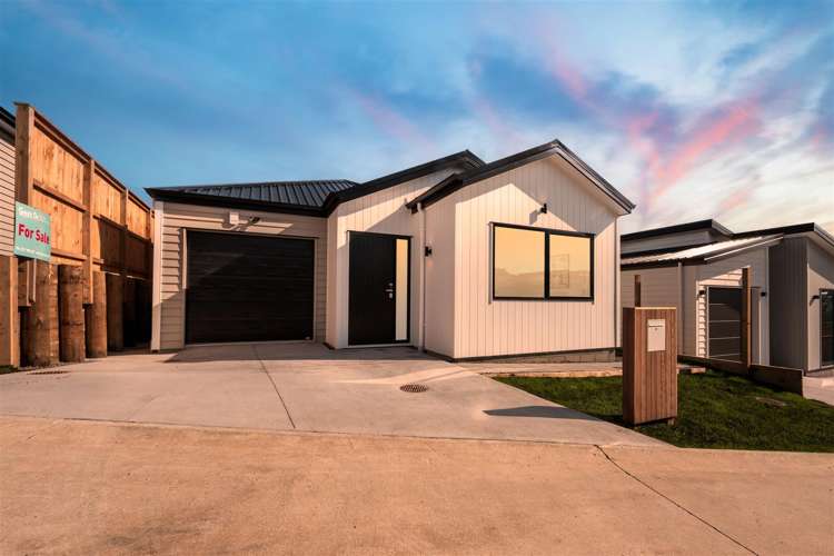 46 Whakairo Crescent_0