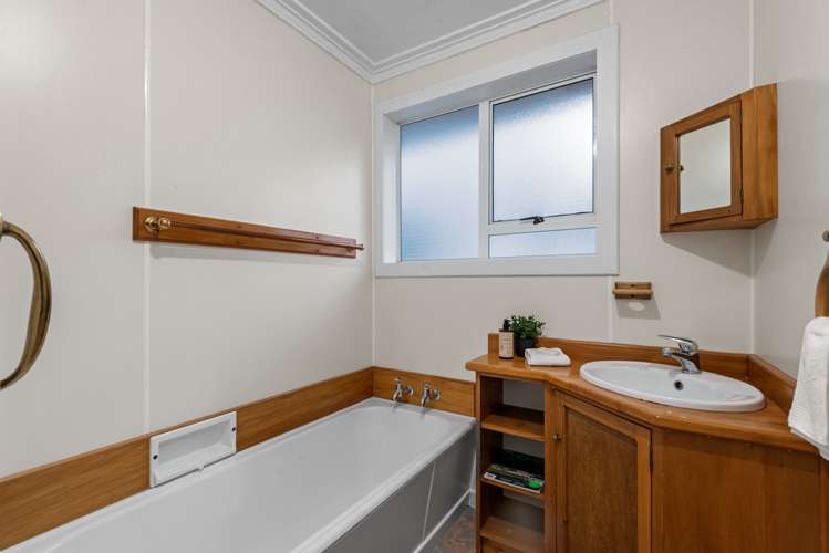 149 Easther Crescent Kew_12