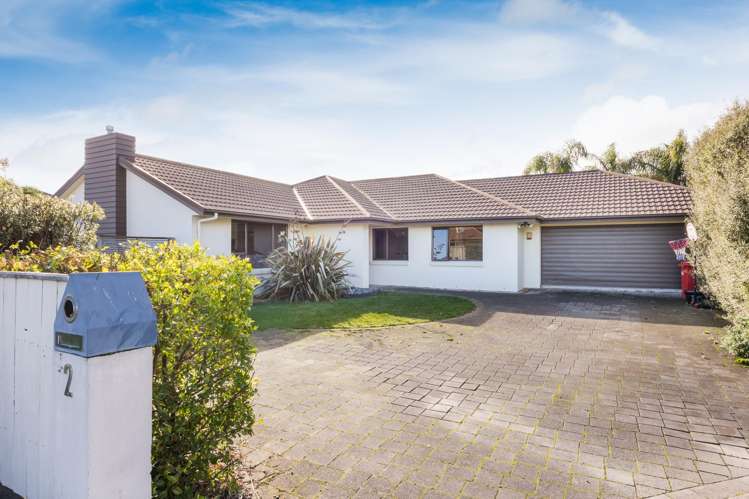 2 Mayfair Court_0