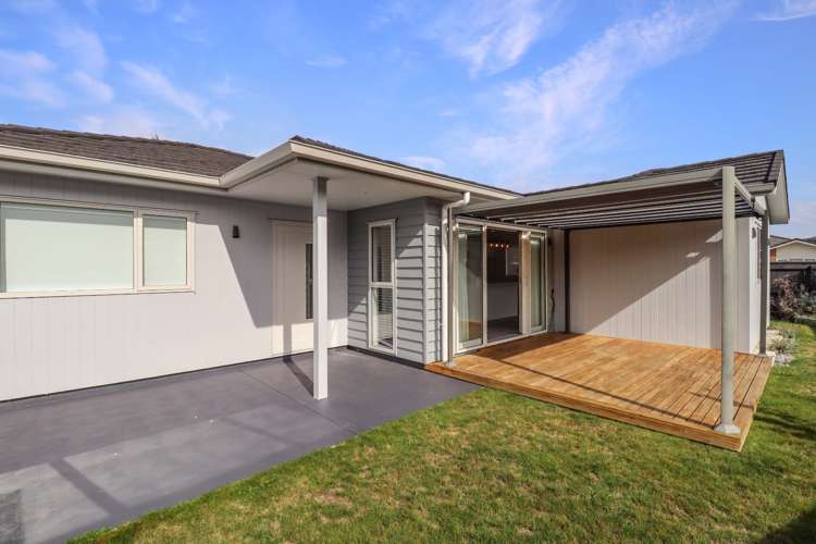 4 Martha Turnell Crescent 1302_11