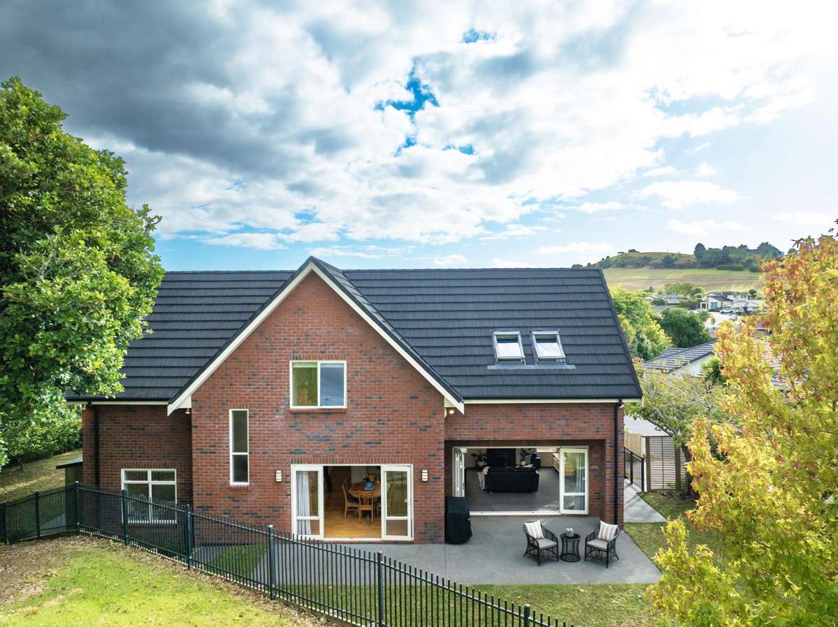 20 Les Fisher Place_3