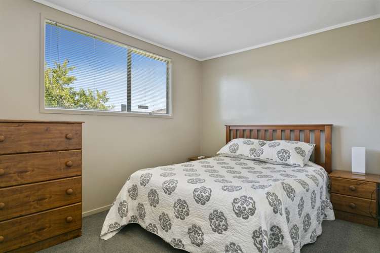 27 Runuku Grove Turangi_12