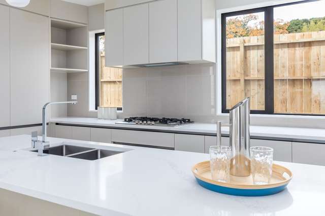 10 Caley Court Totara Heights_2