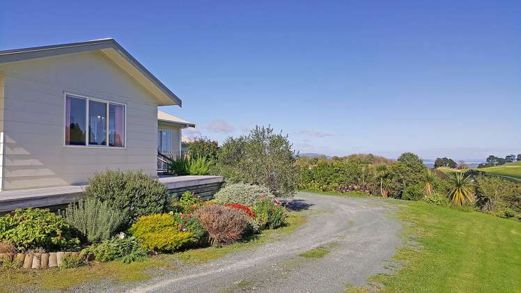 375 Pah Hill Road Wharehine_14