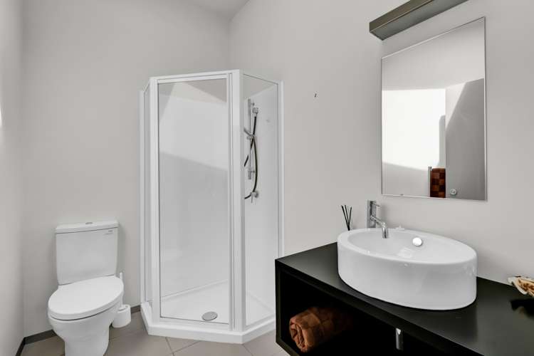 129 Richmond Road Waitara_21